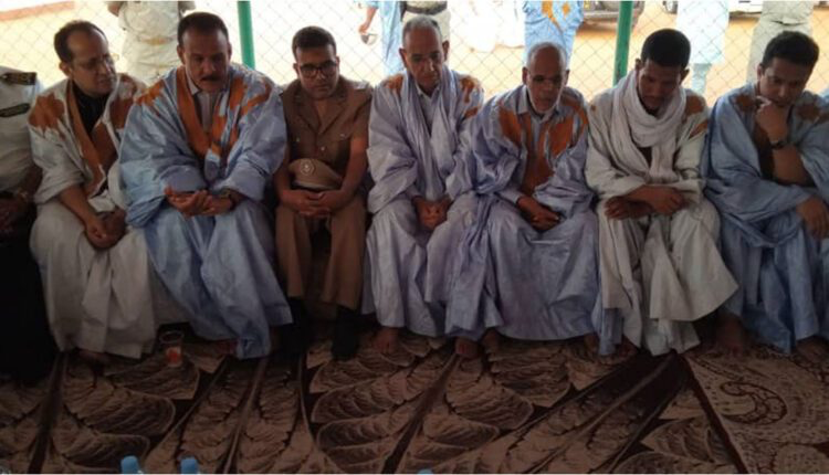 وفد حكومي يقدم التعازي باسم رئيس الجمهورية لأسرة الشيخ الحسن في اركيز