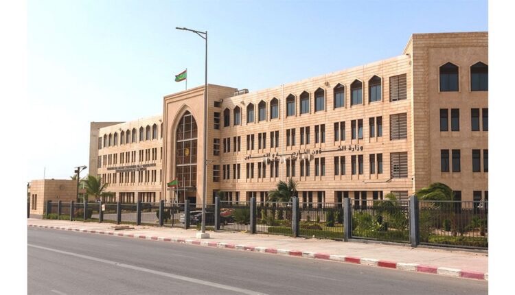 موريتانيا تدين استهداف ناقلة نفط سعودية وأعمالاً عدائية طالت دولاً خليجية