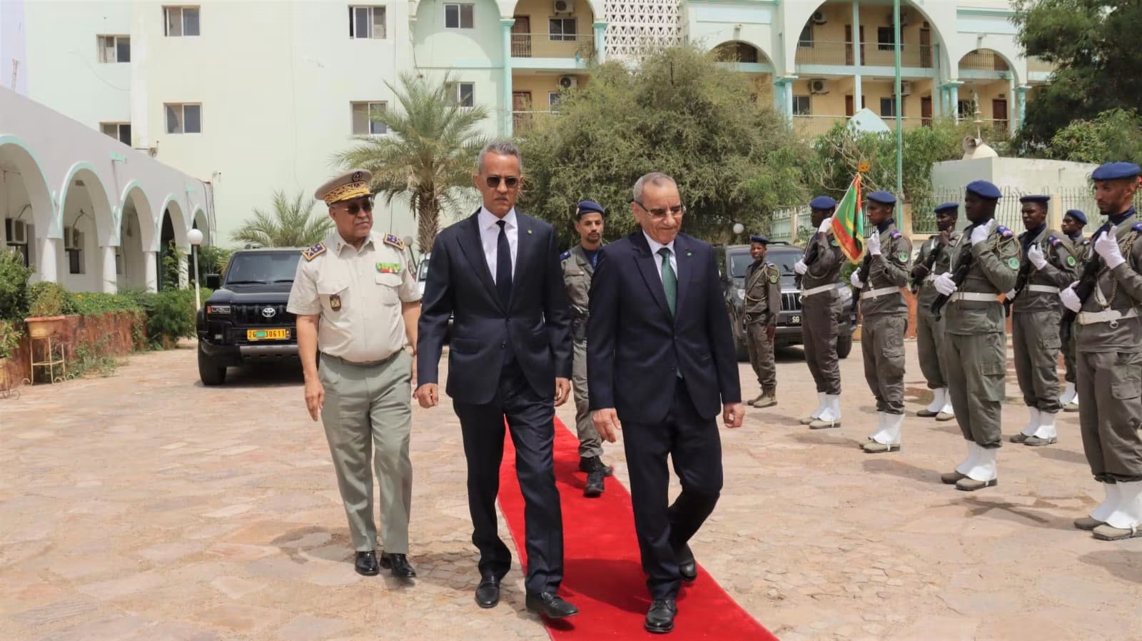 المختار أحمد بوسيف يتسلم مهامه وزيرًا للداخلية خلفًا لمحمد أحمد ولد محمد الأمين